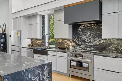 1001 Shirley #1, Winthrop, MA 02152 - Photo 8