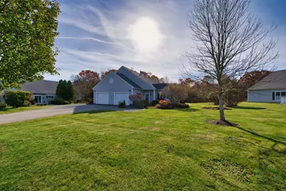 8 Village Way #8, Westport, MA 02790 - Photo 4