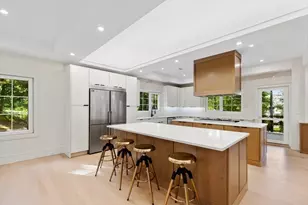 58 Chestnut St, Lynnfield, MA 01940 - Photo 10