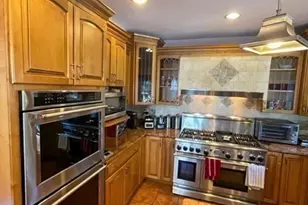 55 Metropolitan Ave, Boston, MA 02131 - Photo 12