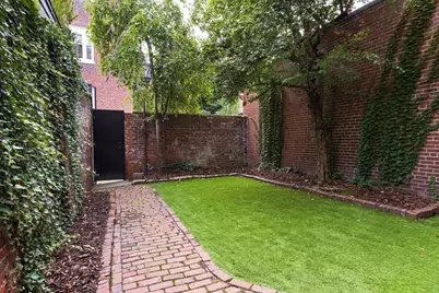 62 Chestnut St, Boston, MA 02108 - Photo 4