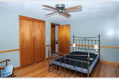 201 Prescott Rd, Northbridge, MA 01588 - Photo 18