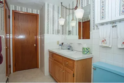 201 Prescott Rd, Northbridge, MA 01588 - Photo 10