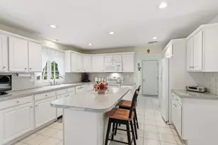 16 Cedar St, Mashpee, MA 02649 - Photo 4