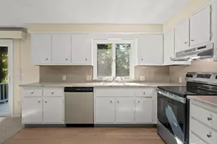 603 East St, West Bridgewater, MA 02379 - Photo 10