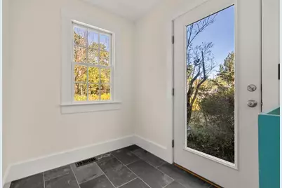 1011 Edmands Rd, Framingham, MA 01701 - Photo 14