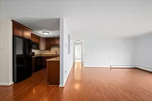 26 Williamsburg Ct, Shrewsbury, MA 01545 - Photo 10