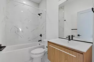 127 E Cottage St, Boston, MA 02125 - Photo 40