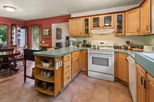 189 Maple Ave, Rutland, MA 01543 - Photo 4