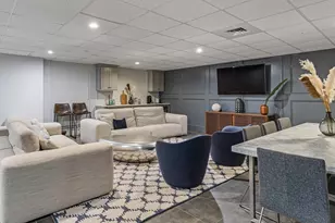 14 W Broadway, Boston, MA 02127 - Photo 20