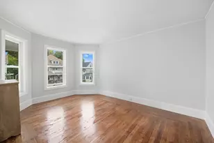 268-270 Sargeant St, Holyoke, MA 01040 - Photo 10