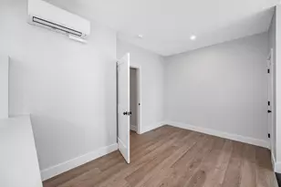 241 W 6th, Lowell, MA 01850 - Photo 12