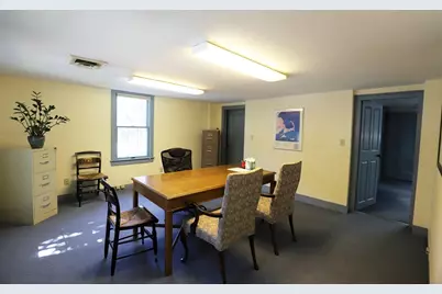 49 Locust St #2nd Flr, Falmouth, MA 02540 - Photo 8