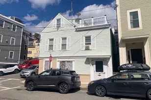 15 Russell St, Boston, MA 02129 - Photo 2