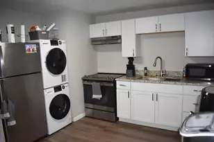 34 Wallace St, Springfield, MA 01119 - Photo 20