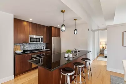 35 Fay St #607, Boston, MA 02118 - Photo 6