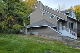 61 Southview Dr, Southwick, MA 01077 - Photo 2