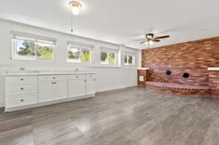 16 Off Conwell St, Provincetown, MA 02657 - Photo 18