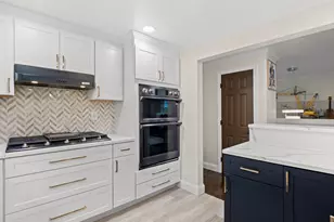 217 Park St, North Reading, MA 01864 - Photo 4