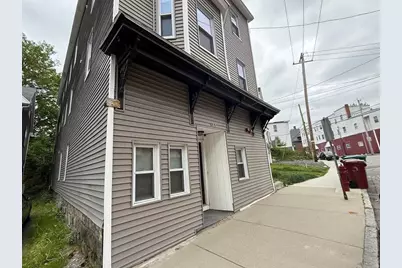 690 Lawrence St #1, Lowell, MA 01852 - Photo 8