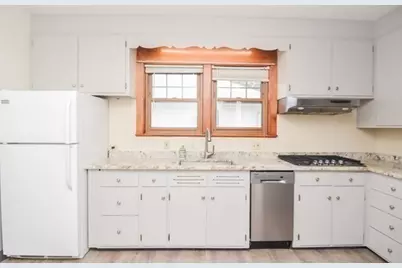 51 Windsor Rd #2, Medford, MA 02155 - Photo 2