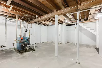 37 Maplewood Ave, Methuen, MA 01844 - Photo 34