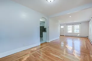 37 Maplewood Ave, Methuen, MA 01844 - Photo 12