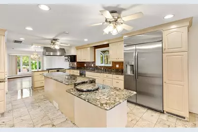 227 Walnut Street, Saugus, MA 01906 - Photo 14