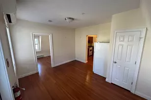 293 Broadway, Methuen, MA 01844 - Photo 4