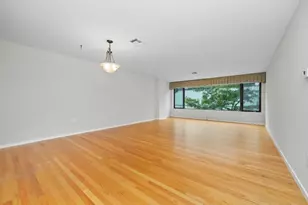 183 Oak St, Newton, MA 02464 - Photo 6