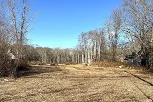 1261 G A R Hwy, Swansea, MA 02777 - Photo 2