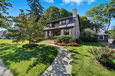 31 Wellesley Rd, Holyoke, MA 01040 - Photo 32