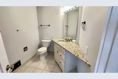 2001 Marina Dr #211, Quincy, MA 02171 - Photo 32