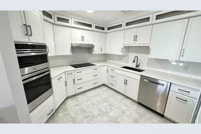 2001 Marina Dr #211, Quincy, MA 02171 - Photo 18