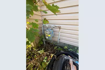 33 Adam St, Pittsfield, MA 01201 - Photo 26