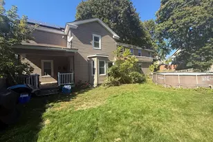 33 Adam St, Pittsfield, MA 01201 - Photo 2