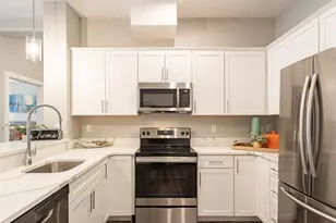 2 Broadway, Lynnfield, MA 01940 - Photo 2