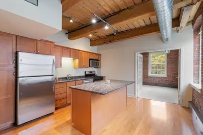 25 Cedar St. #4, Amesbury, MA 01913 - Photo 2