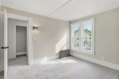 49 Linden St, Holyoke, MA 01040 - Photo 20