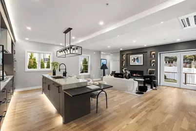 71 Greenough St #71-1, Brookline, MA 02445 - Photo 2