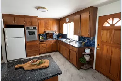 20 Nancia St, Boston, MA 02128 - Photo 4