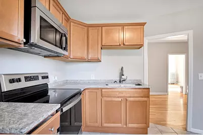 34 Kellogg St #2, Westfield, MA 01085 - Photo 4