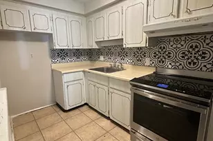 915 Edgell Rd, Framingham, MA 01701 - Photo 2
