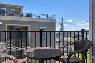 71 Willow Ct, Boston, MA 02125 - Photo 8