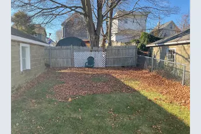 79 Laurel St, Lynn, MA 01905 - Photo 4