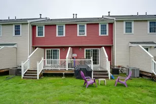 17 Fernwood Dr, Leominster, MA 01453 - Photo 2