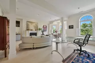 294 Commonwealth Ave, Boston, MA 02115 - Photo 2