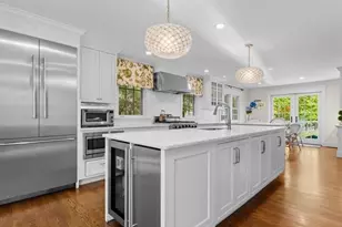 25 Forest St, Manchester by the Sea, MA 01944 - Photo 10