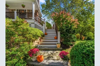 25 Forest Street, Manchester by the Sea, MA 01944 - Photo 2