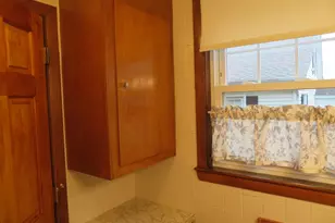 344 Tarkiln Hill Rd, New Bedford, MA 02745 - Photo 8